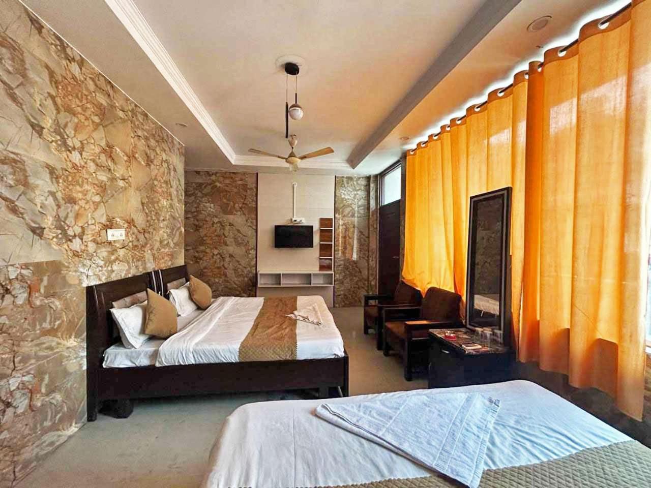 Hotel Dev Ganga Rishīkesh Εξωτερικό φωτογραφία
