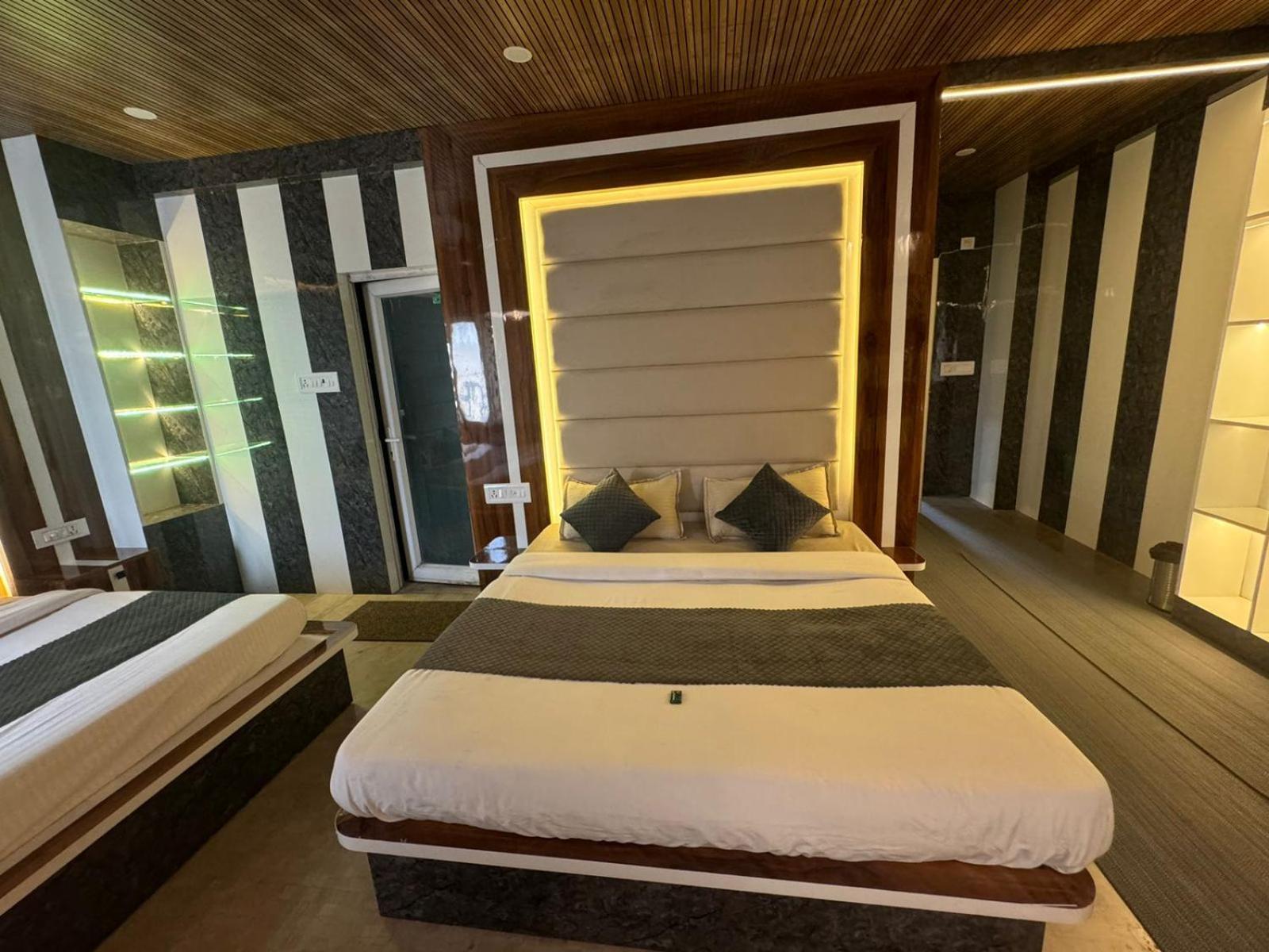 Hotel Dev Ganga Rishīkesh Εξωτερικό φωτογραφία